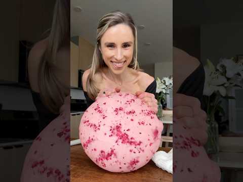 A raspberry crème brûlée donut? 🌸 #cremebrulee #donuts #dessert #pastry #sourdough