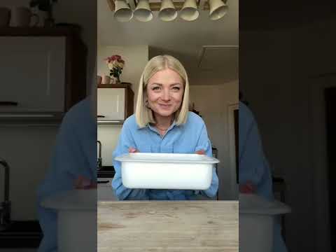 BAKED FETA PASTA ake the easiest and best pasta recipe I‘ve ever tried