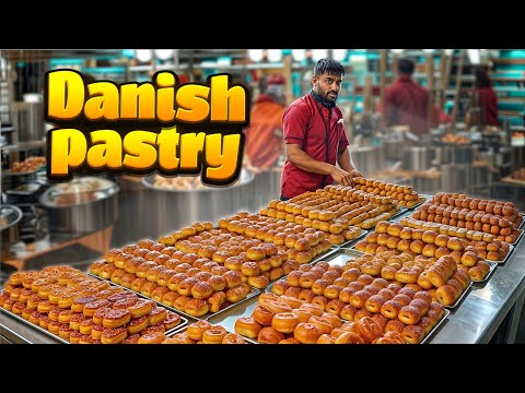 bakery that makes 15 kinds of  Danish pastries every day_street food
