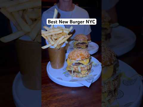 Best new burger in NYC? 📍Hawksmoor, NYC #burger #bigmac #mcdonalds #cheeseburger