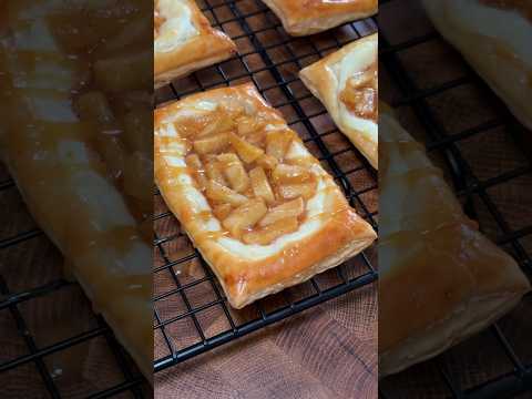 Caramel Apple Cheese Danish 🍎🧀