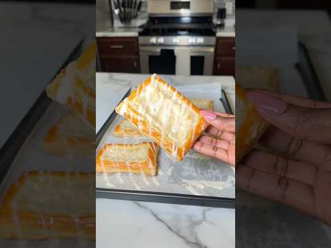 Cheese Danish 😍 So flaky, so good! 🤤 #cheesedanish #danish #pastry #dessert #recipeideas