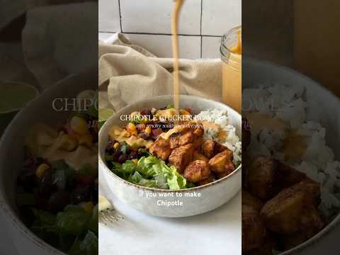 Chipotle chicken rice bowls 🤤 meal prep friendly, balanced dinner! Recipe below ⬇️ #healthyrecipes