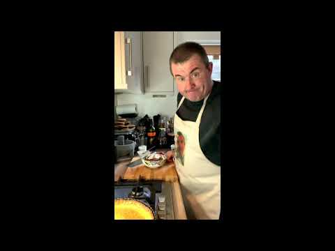 Chocolate tart with Honey and amaretto ganache