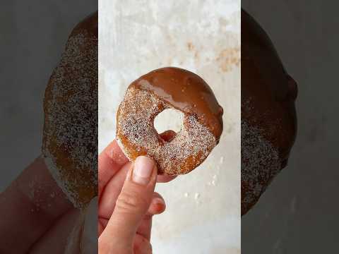 Craziest food hack – turning bread into a donut #donuts #foodhack #bread