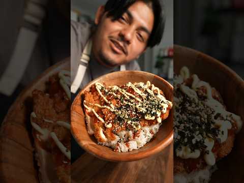 Crispier chicken over rice, the famous chicken katsu! #friedchicken #chickenkatsu