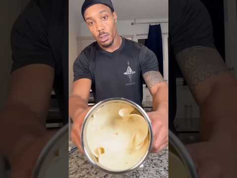 Crunchy & crispy Tortilla Bowl made right at home! 🥙 #tortilla #tortillabowl #tacosalad #avocadooil