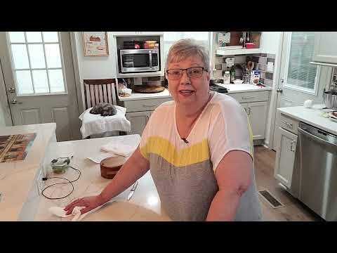 Cubed Steak, Peas, Potato Patties, Peach Crisp