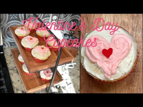 Cute Fun Valentine's Cupcakes | Easy Vanilla Cupcakes | Valentine's Day Treat
