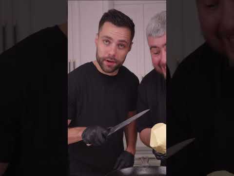 Delicious Wagyu Burger @MaxtheMeatGuy