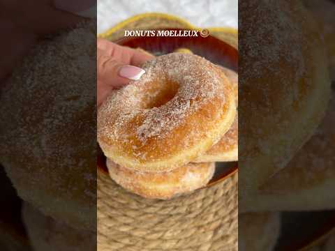 DONUTS MOELLEUX #recette #donuts