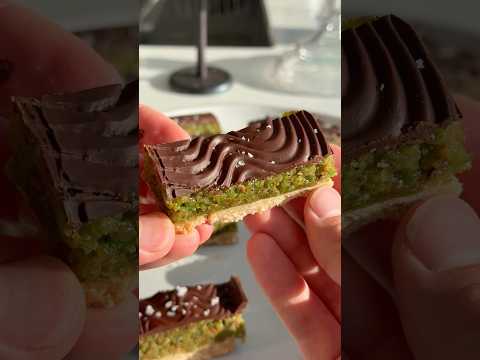 DUBAI CHOCOLATE MILLIONAIRE SHORTBREAD #cookies #dubaichocolate