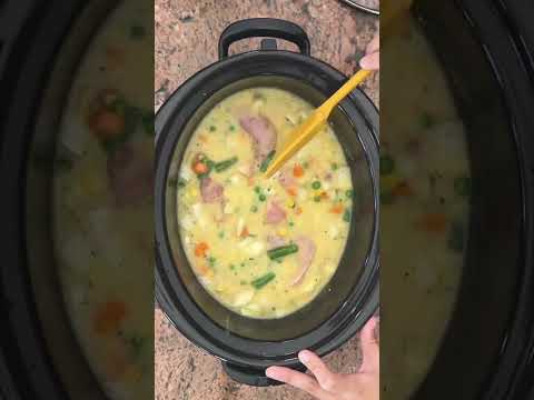 Easy Chicken and Dumplings #easyrecipes #chicken #dumplings #crockpot #delicious