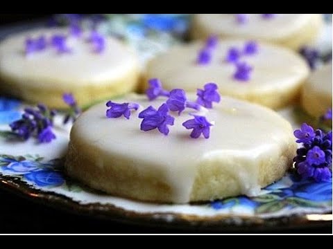 Easy Lavender Shortbread Cookies