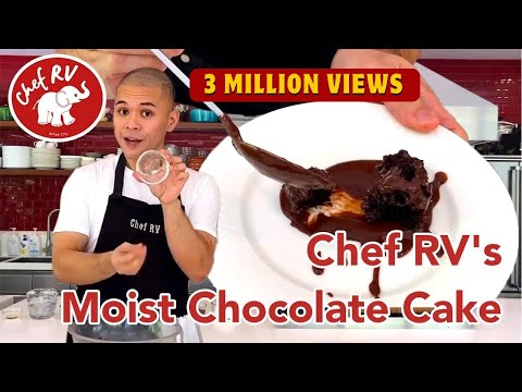 EASY MOIST CHOCOLATE CAKE