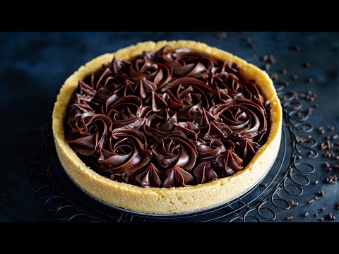 Easy NO-BAKE Chocolate Tart Recipe (Eggless!) – Hot Chocolate Hits