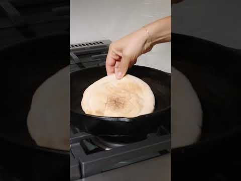 Fresh Hacks: 3 ways to use leftover pita bread #kitchenhacks #easymealstomakeathome #recipe