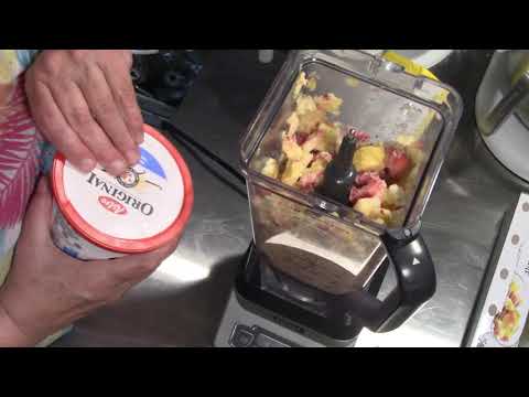 FROYO! Homemade Frozen Yogurt!