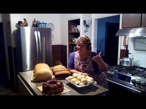 Good Ole Homemade Holiday Breads Your Family Will Love | Bake with Me