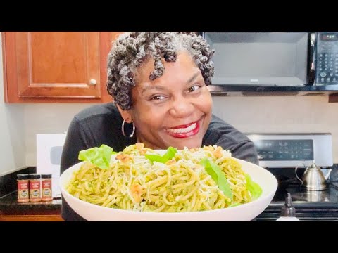 Green Summer Spaghetti Pasta!  (The Perfect 10 minute meal with everyday ingredients)