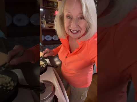 Hamburger Steak Rice and Gravy. Cooking with Brenda Gantt