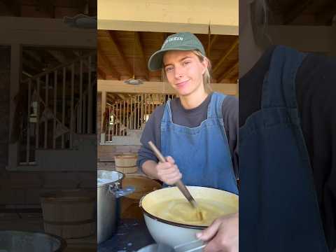 Home made ice cream the vintage way 😋 This summer was amazing! 🌱🌞
