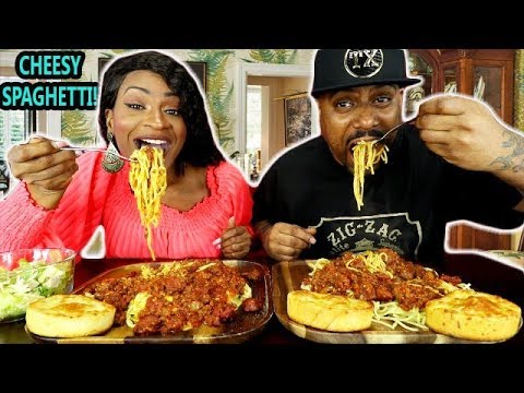 HOMEMADE CHEESY SPAGHETTI DINNER MUKBANG! HOW WELL DO YOU KNOW ME TAG!