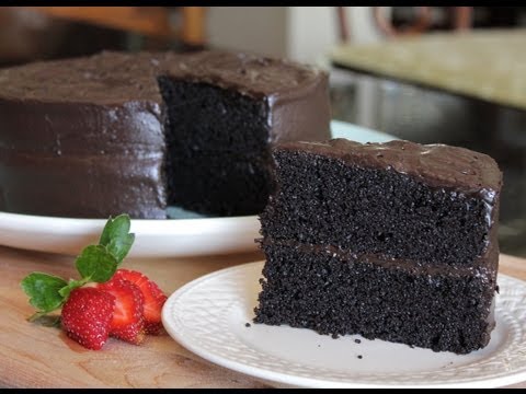 Homemade Delicious Especially Dark Chocolate Cake – The Best Moist Cake Recipe from Hersheys