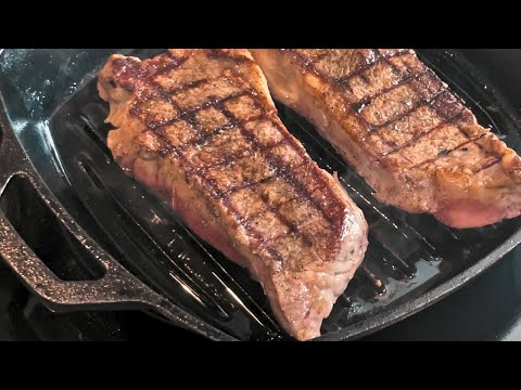 How to cook STEAK in a Cast Iron grill pan | #Stovetop #GrillMarks
