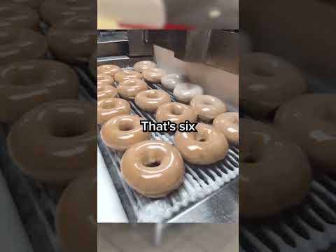How to get 20 FREE DONUTS at Krispy Kreme! 🤪🍩#stepmobile #personalfinance #business #foodhacks