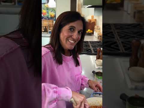 How to Make Baked Beans with Apple Pie Filling