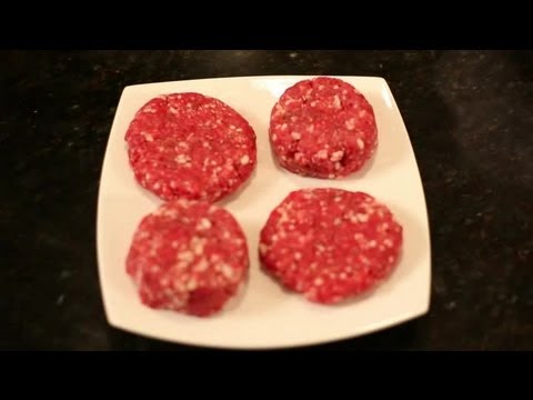 How to Make Juicy Hamburgers With Worcestershire : Delicious Recipes