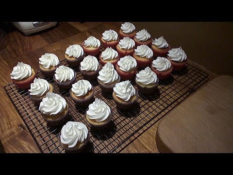 How To Make My Favourite Vanilla Cupcakes With Vanilla Icing