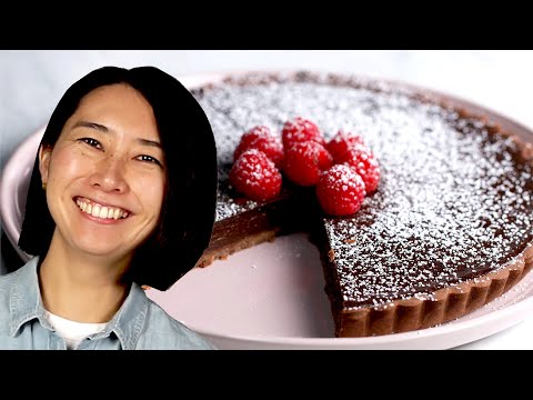 How to Make the Silkiest Chocolate Tart with Rie
