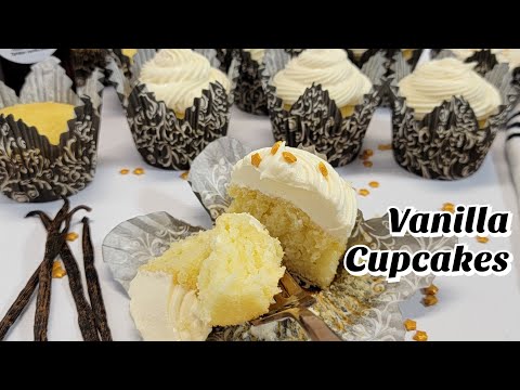 How to make Vanilla Cupcakes / Stays moist for days!