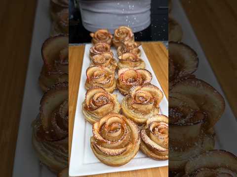 Impress your guests with this amazing edible apple flowers😍