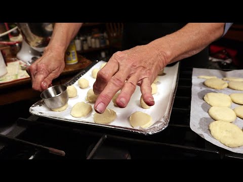 Irresistible Shortbread & Almond Butter Cookies Recipe | All About Living