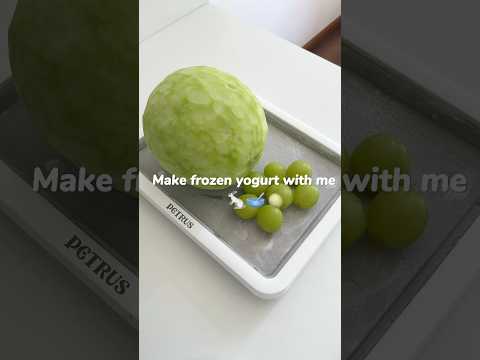 Make frozen yogurt with me #asmr #food #asmrfood #yogurt #healthyfood #foodie #satisfying