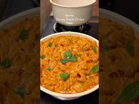 Make this one pot pasta for dinner in just 30 minutes! #easyrecipe #pastarecipes#recipe #dinnerideas