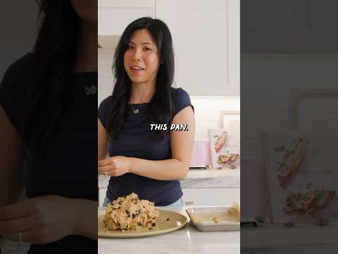 Making a GIANT Chocolate Chip Cookie!🍪