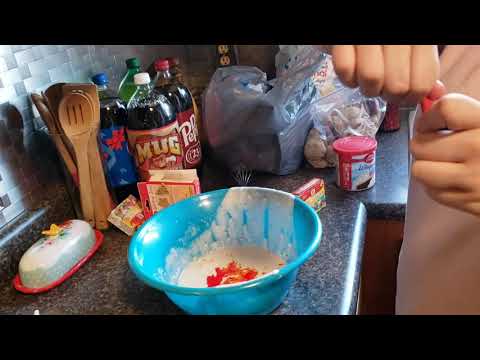 MAKING BIRTHDAY CAKE /// CHILI SPAGHETTI DINNER