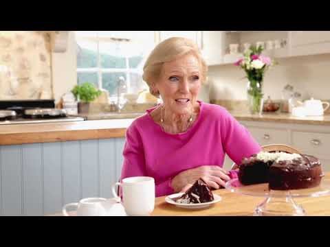 Mary Berry Chocolate Cake Masterclass with Lakeland
