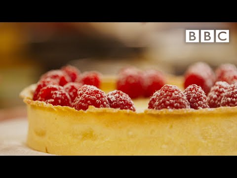 Mary Berry's indulgent lemon posset tart with raspberries – BBC