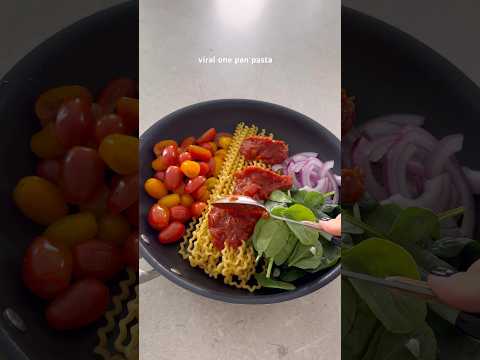 Meghan  Markle’s viral one pan pasta recipe 🍝 #pasta #viral #recipe #asmr #shorts