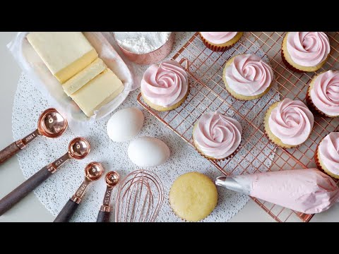 Moist Vanilla Cupcakes