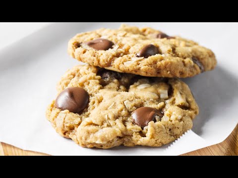 Mrs. Fields Chocolate Oatmeal Cookies
