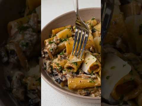 Mushroom Rigatoni pasta, so delicious, so creamy
