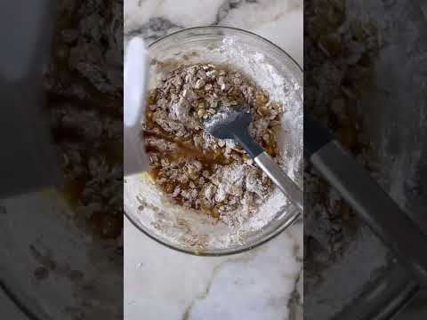 my fave chewy oatmeal chocolate chip cookie!