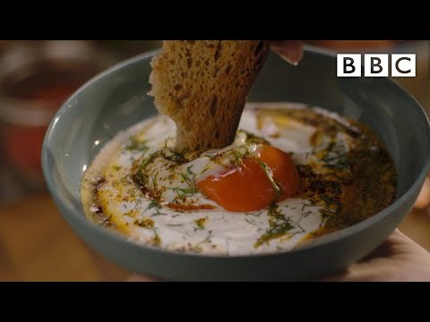 Nigella's dreamy Turkish Poached Eggs – BBC