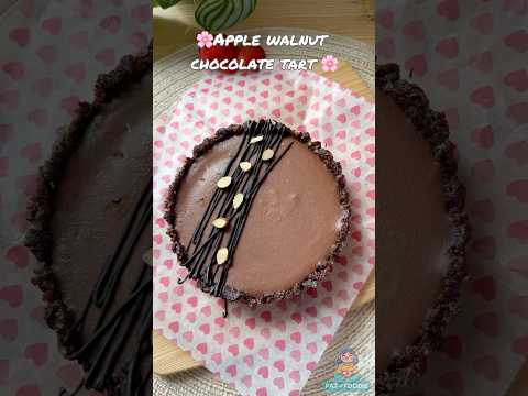 No-Bake Apple Walnut Chocolate Tart – Healthy & Delicious! 🌰✨
